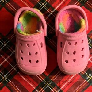 Pink crocs size 6